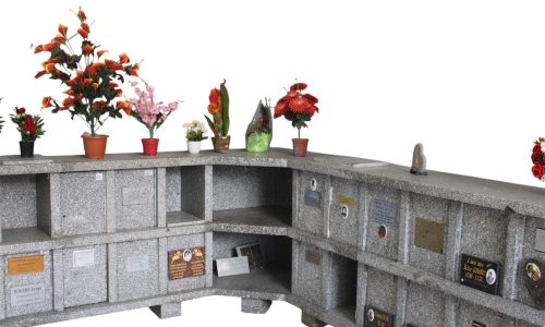 Columbarium modulable fond blanc